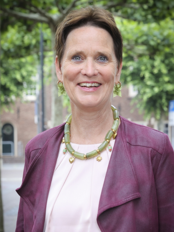 Pasfoto van José van Aaken