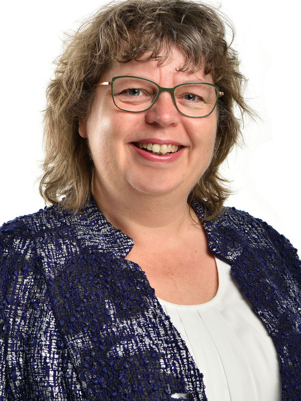 Pasfoto van Ingeborg Tros