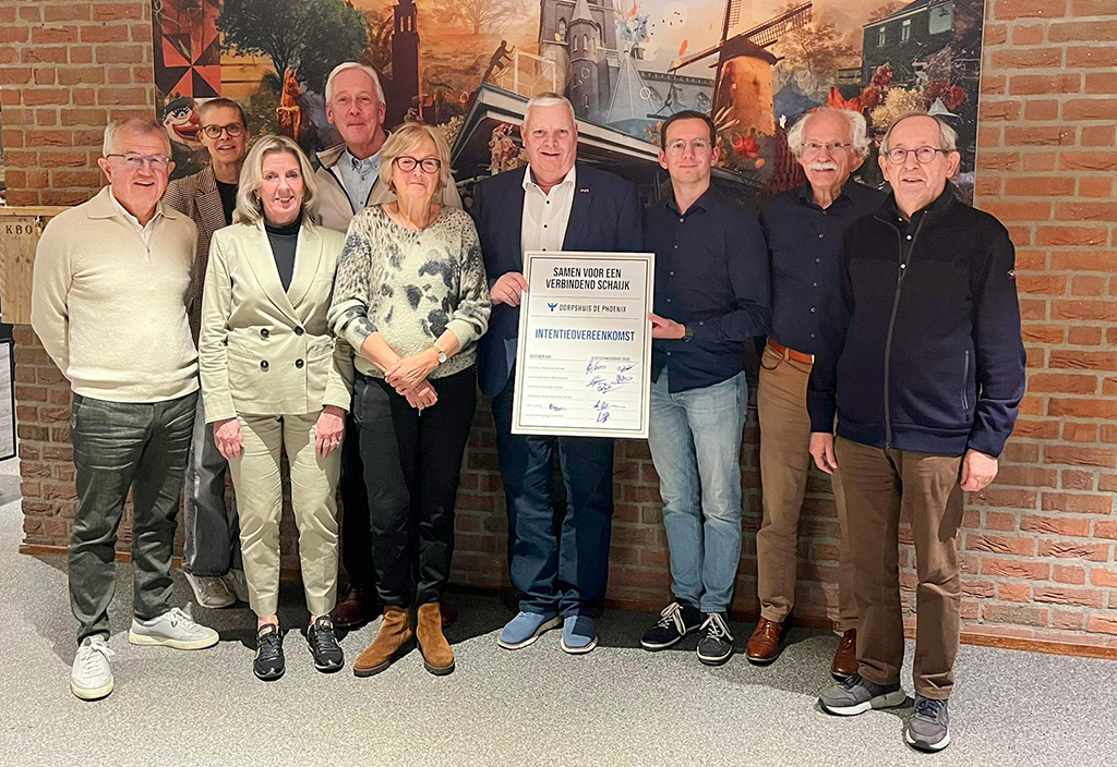 Op de foto de stakeholders die op woensdag 5 november 2025 de intentieovereenkomst hebben getekend.